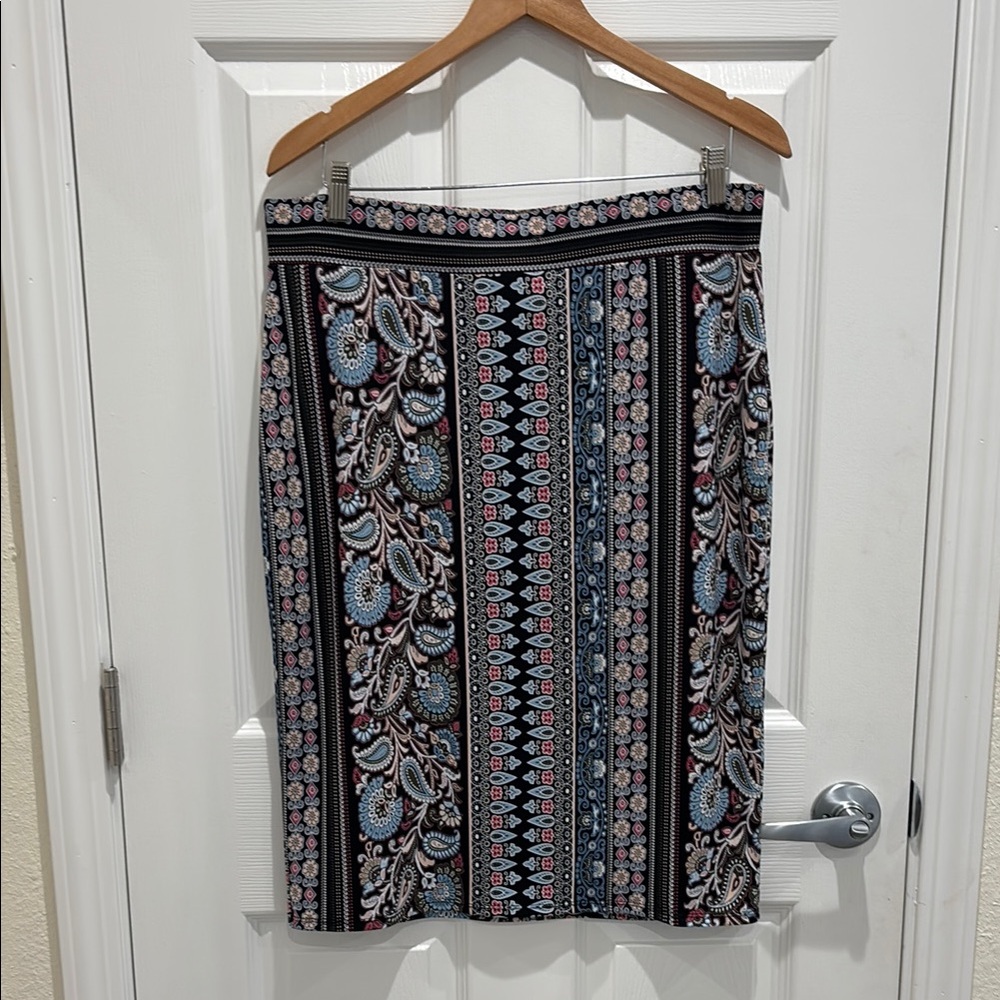 Liz Claiborne Paisley Pencil Skirt
